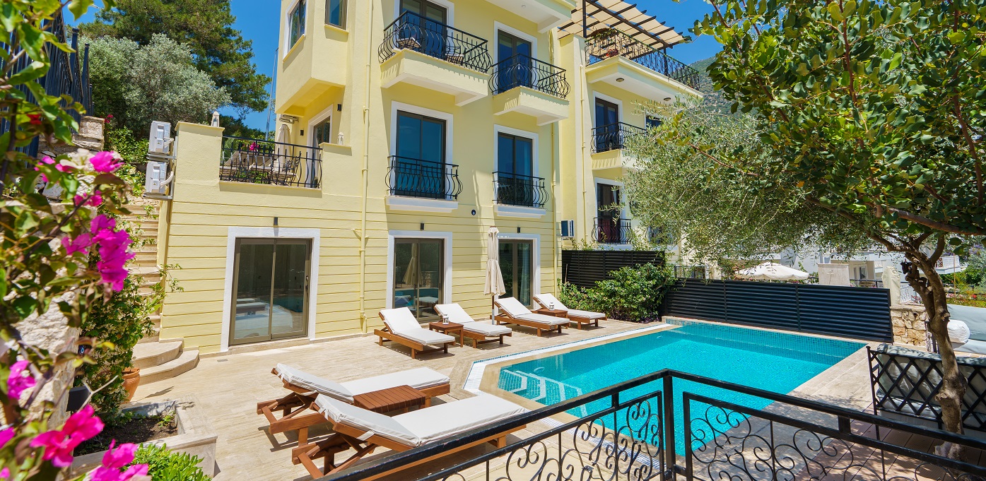 Villa Vista Mare Outdoor Pool04