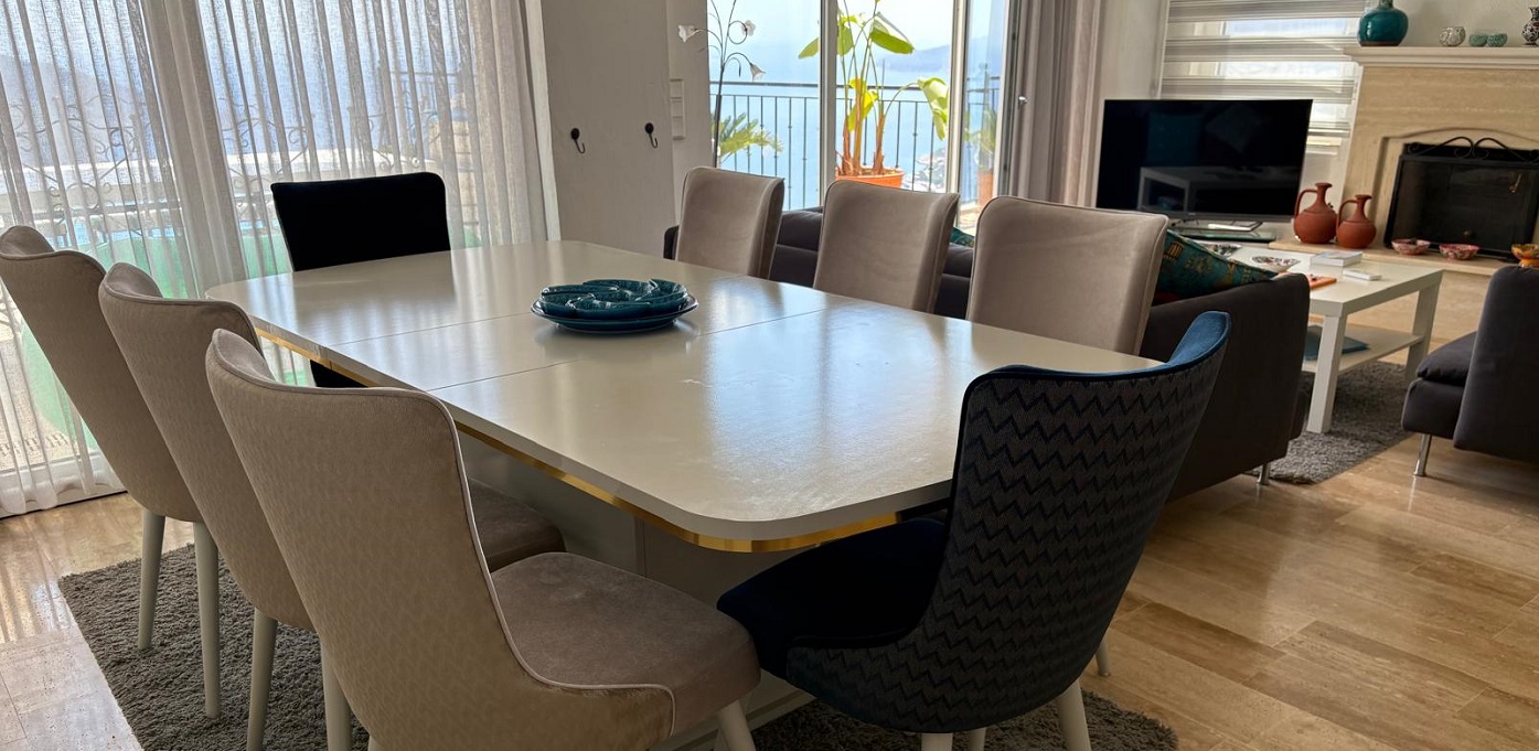 Villa Yasemin New Dining Tablev2