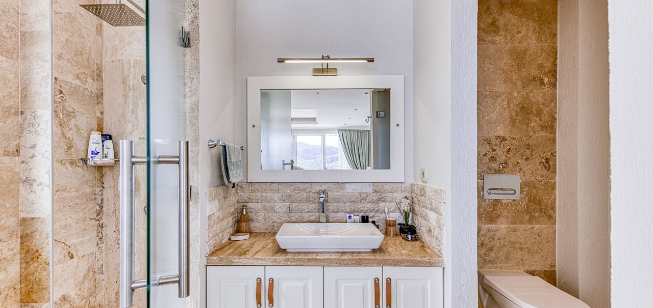 Villa Oasis Central Kalkan 6 Bedroom Villa 32