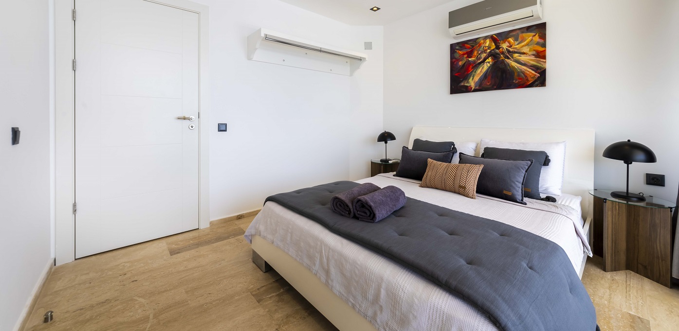 Villa Lumineux Kalkan Bedrooms And Bathrooms 1