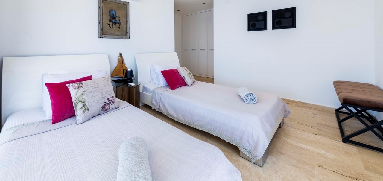 Villa Lumineux Kalkan Bedrooms And Bathrooms 25
