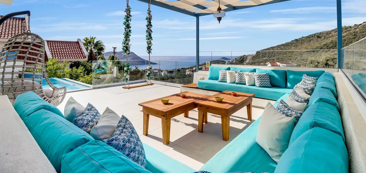 A Outside Seating View 1