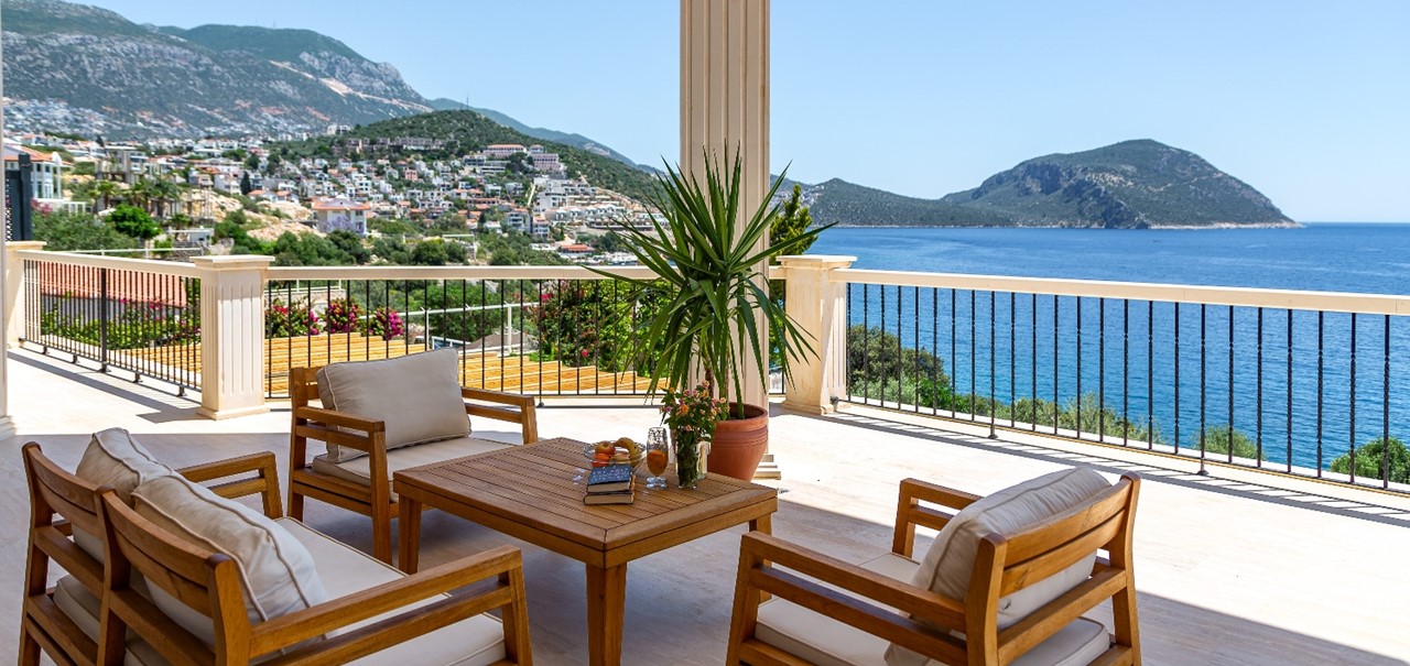 Villa Guney First Floor Balcony 4