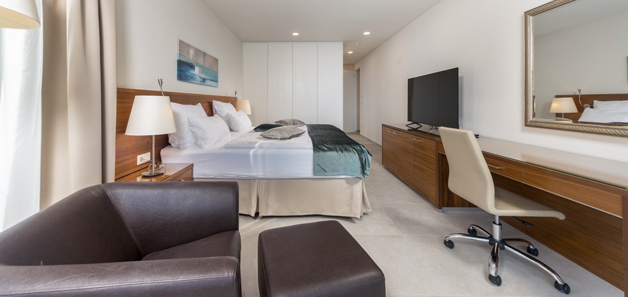 Villa Valiosa Bedrooms And Bathrooms 16