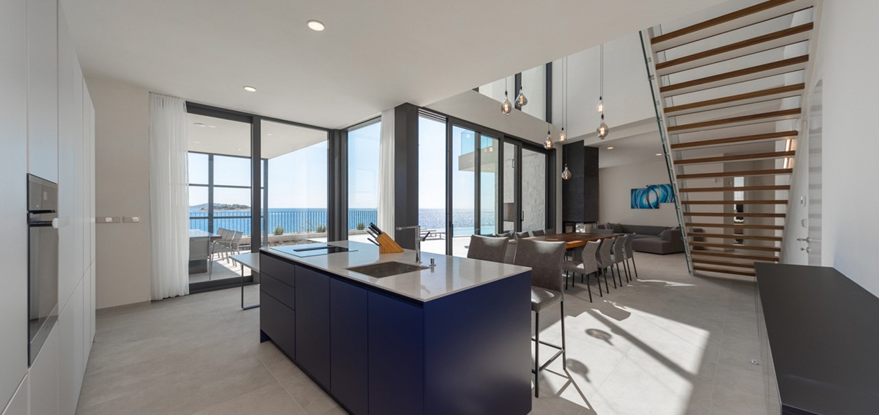 Villa Valiosa Dining 3