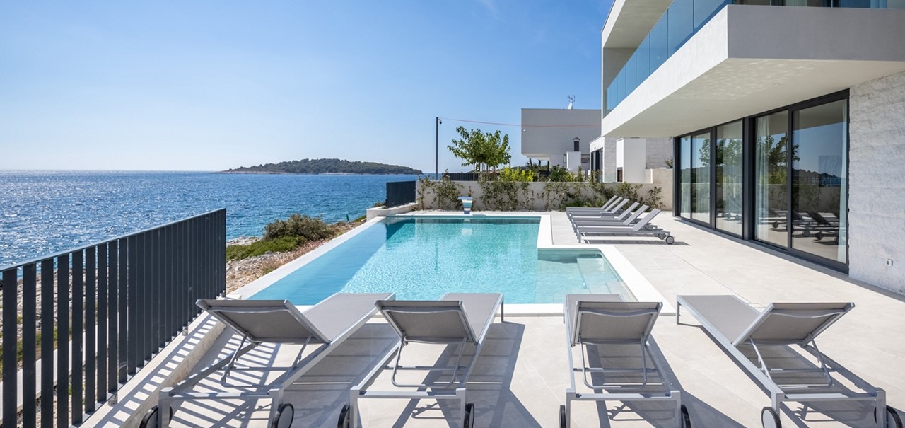 Villa Valiosa Pool And Sea View 10