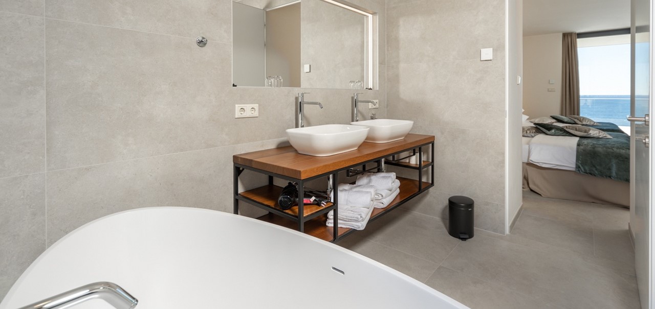 Villa Marvella Bedrooms Bathrooms 4