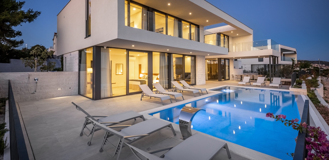 Villa Marvella Infinity Pool 5