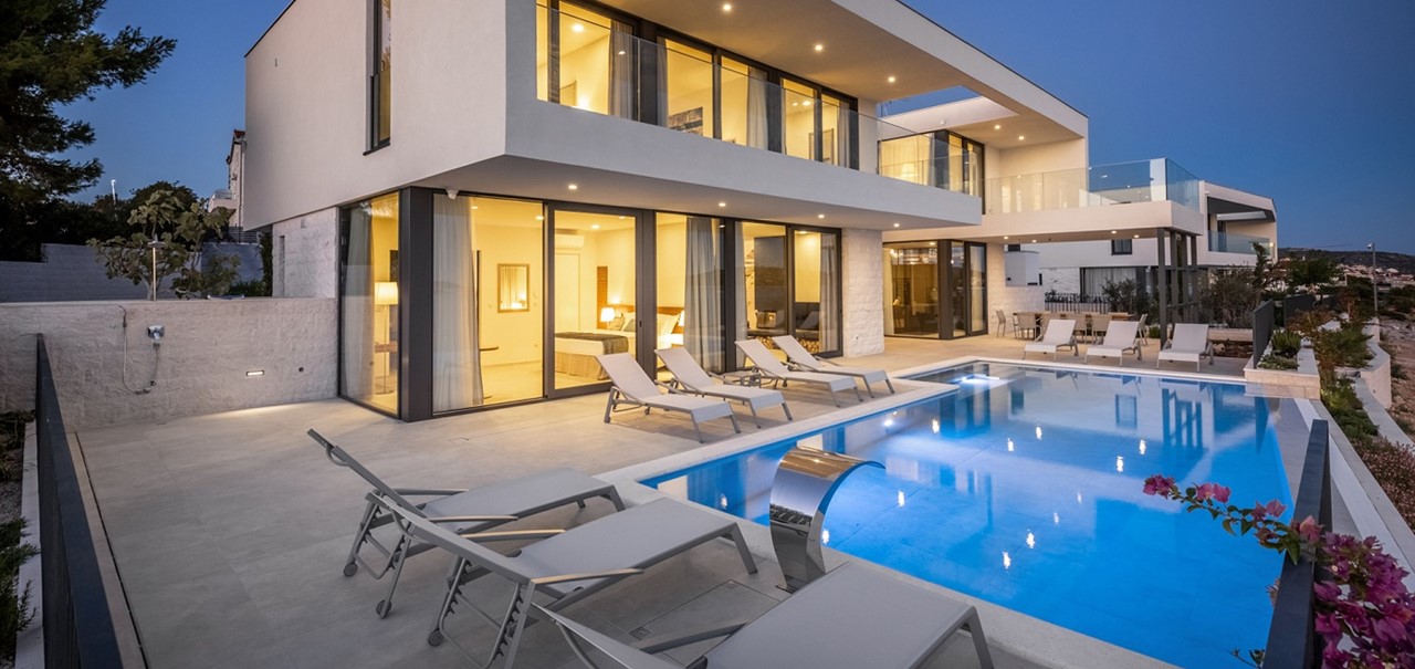 Villa Marvella Infinity Pool 5