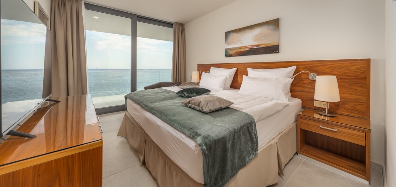 Villa Esperia Bedrooms And Bathrooms 7