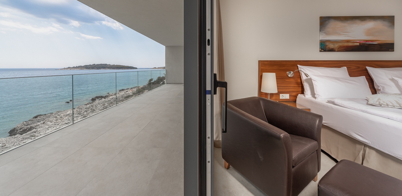 Villa Esperia Bedrooms And Bathrooms 8