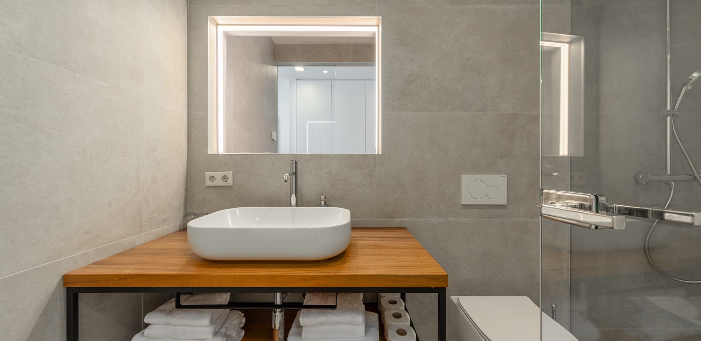 Villa Esperia Bedrooms And Bathrooms 9