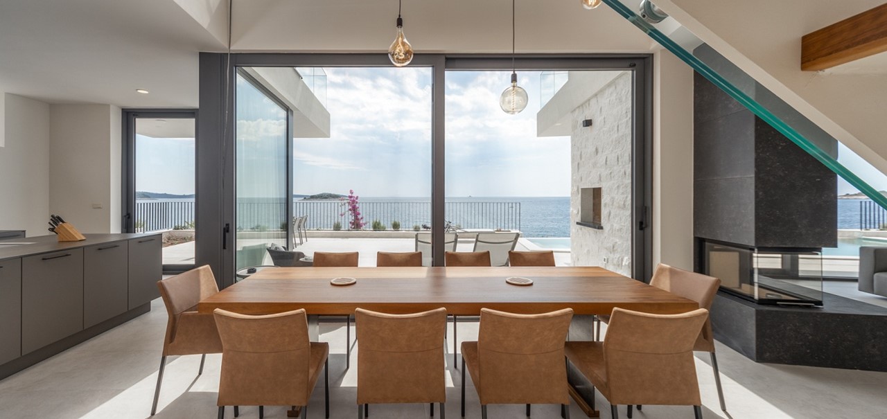 Villa Esperia Living And Dining 1