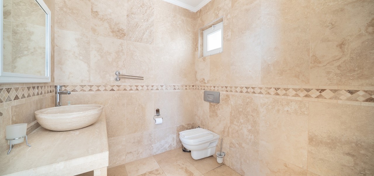 Aqua Marine Bathroom 18