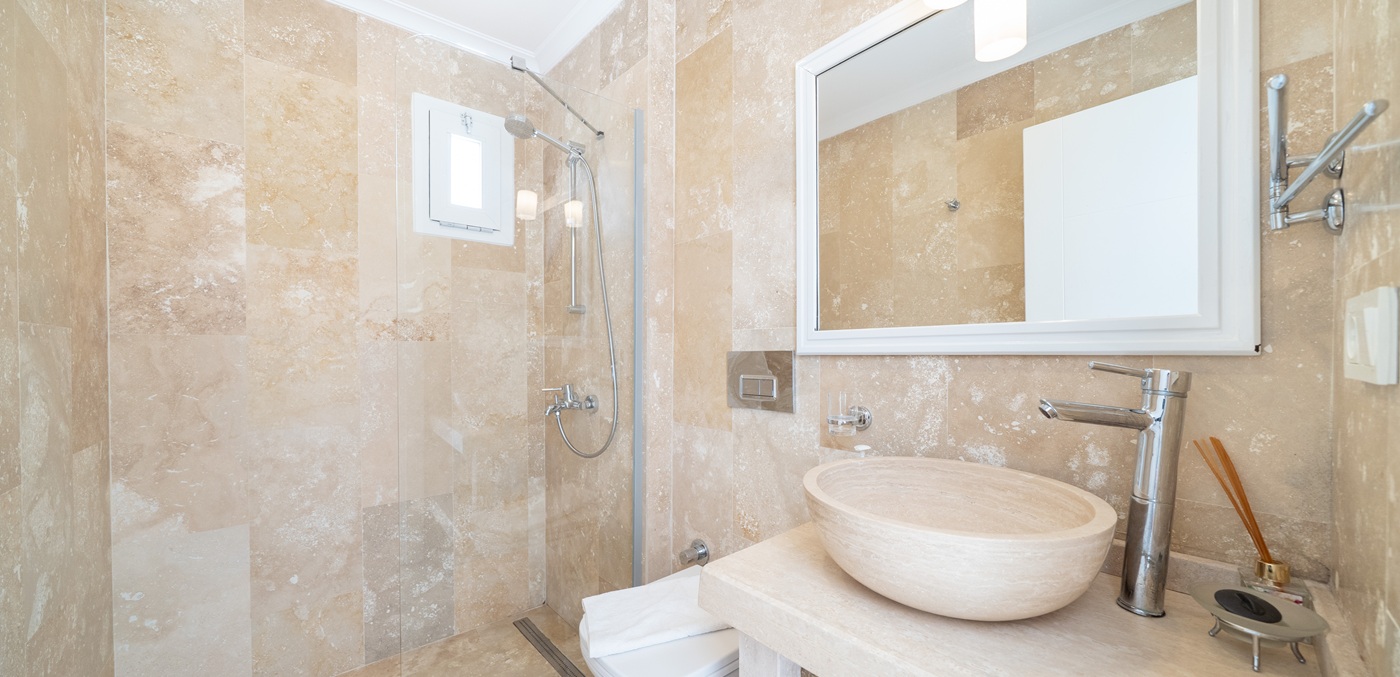 Aqua Marine Bathroom 20