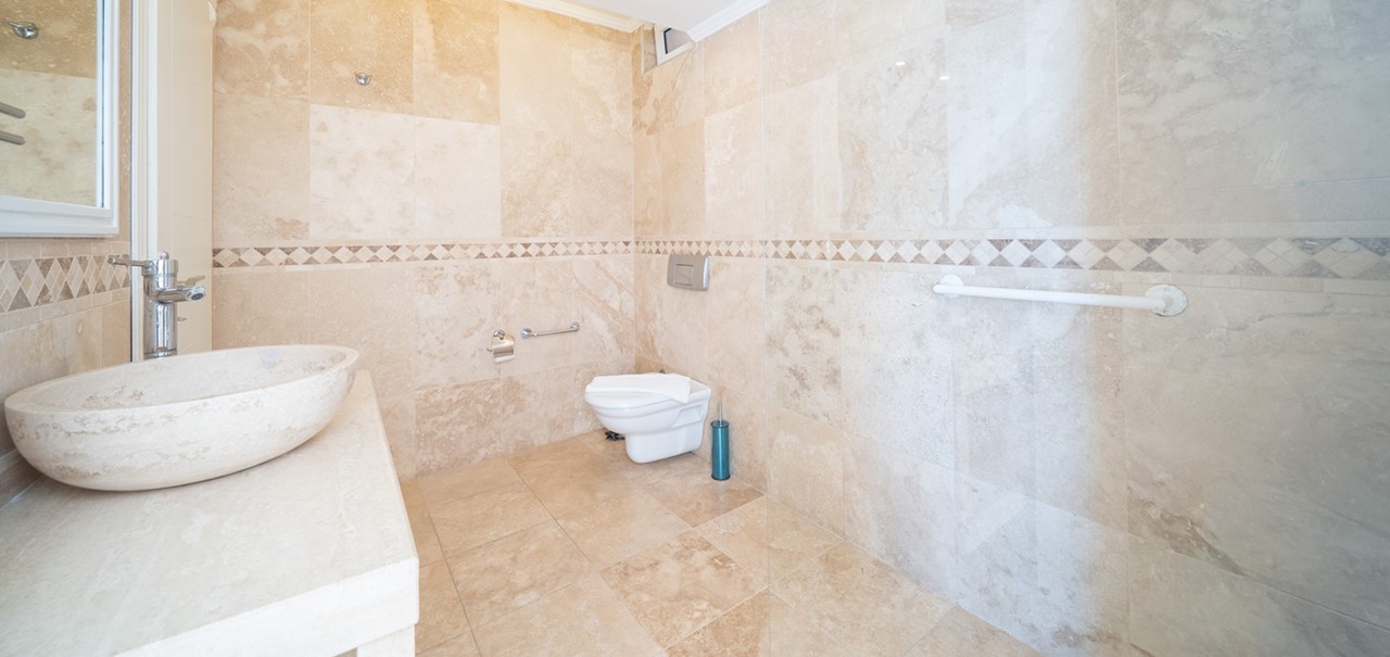 Aqua Marine Bathroom 22