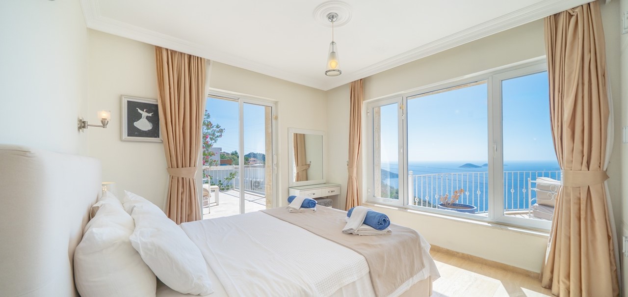 Aqua Marine Bedroom 1