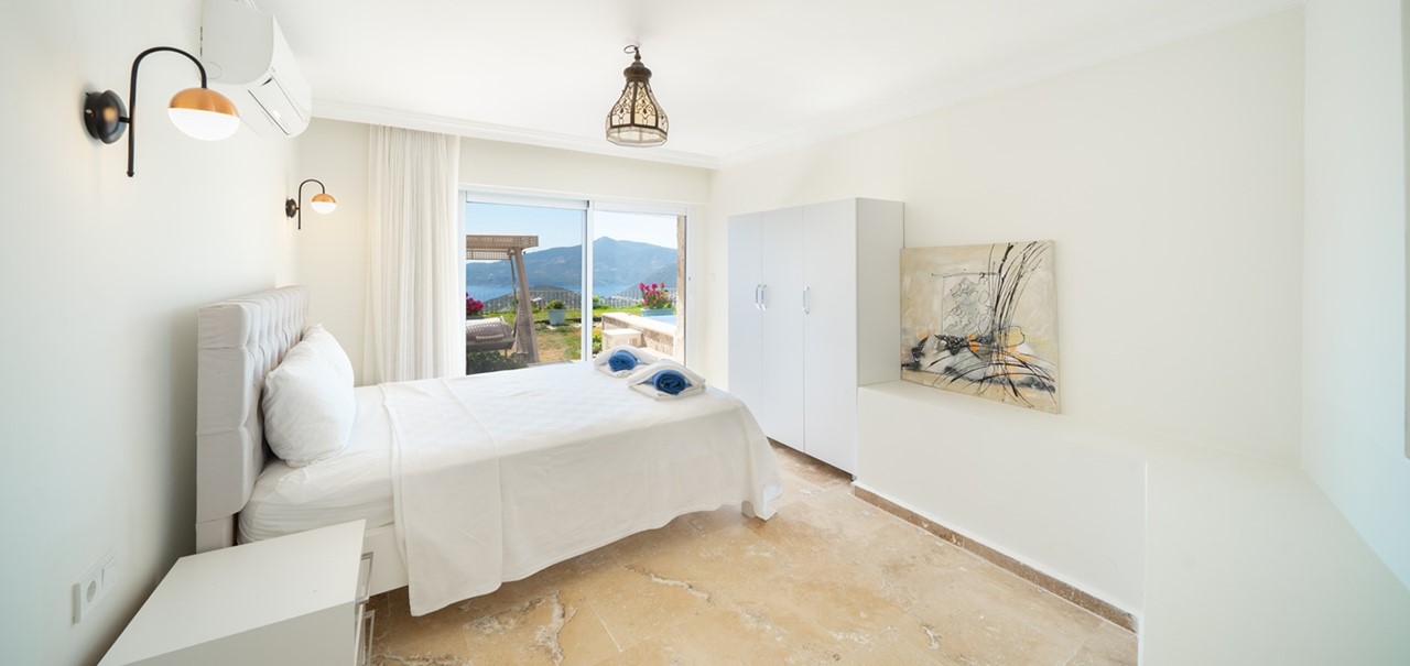 Aqua Marine Bedroom 12