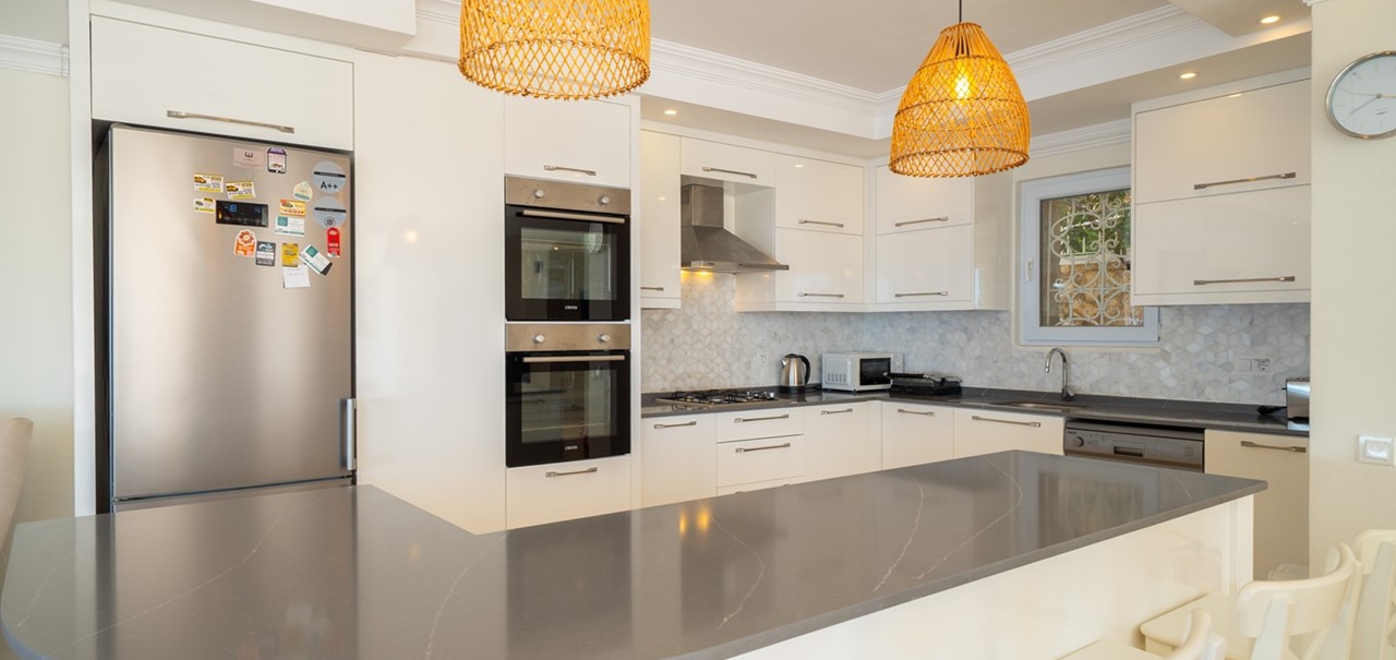 Aqua Marine Kitchen 16