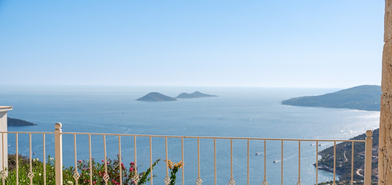 Aqua Marine Outside 47