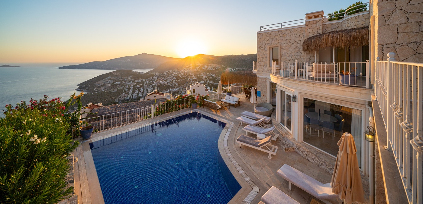 Aqua Marine Outside 50