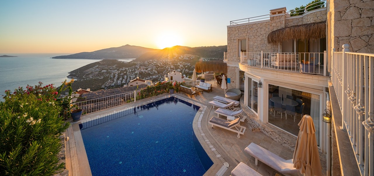 Aqua Marine Outside 50