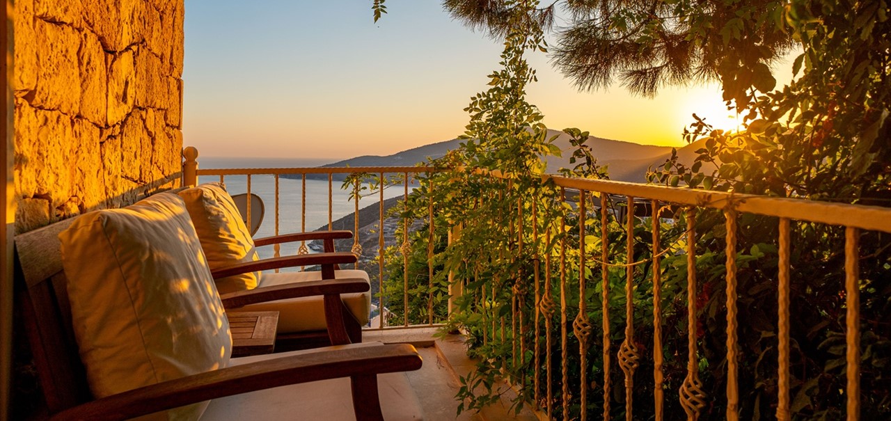 Aqua Marine Outside 53