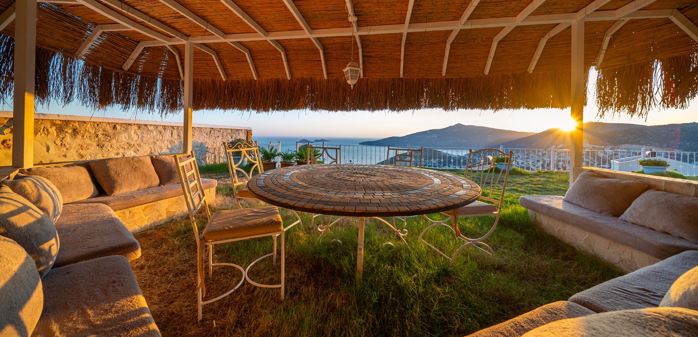 Aqua Marine Outside 55