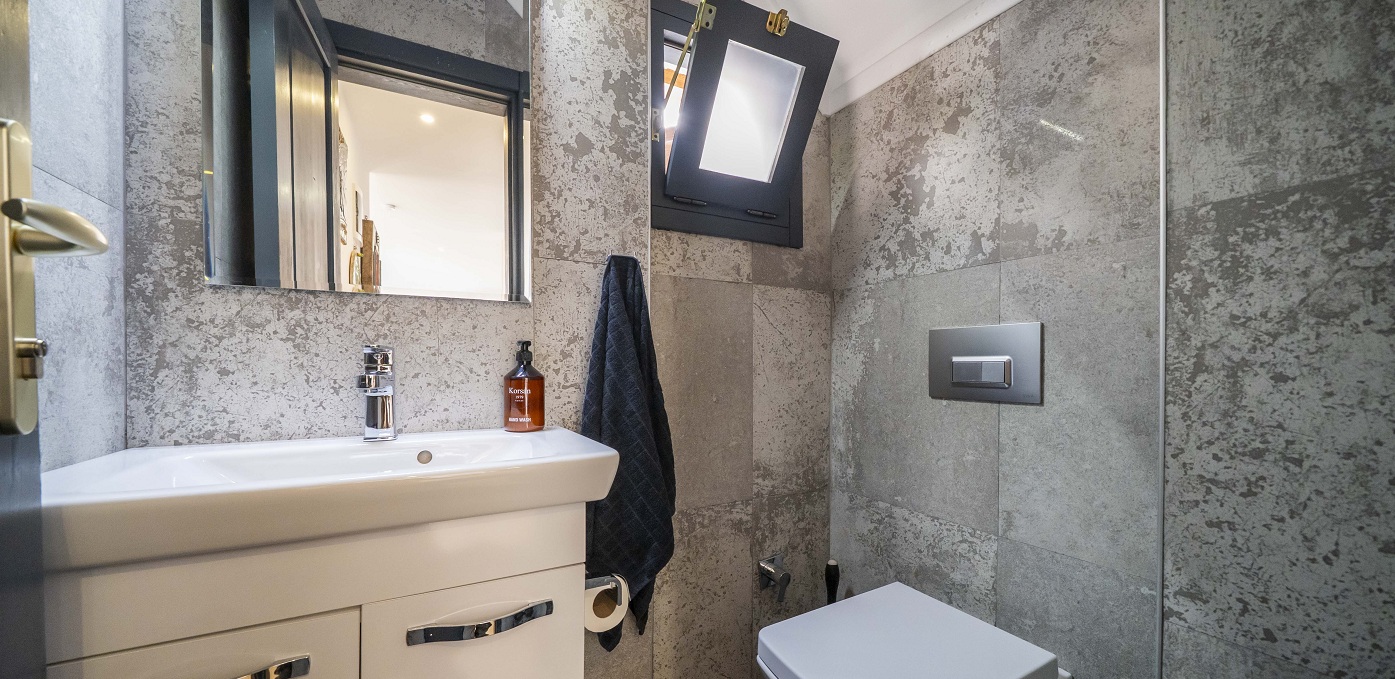 Villa Manor Bathrooms 5