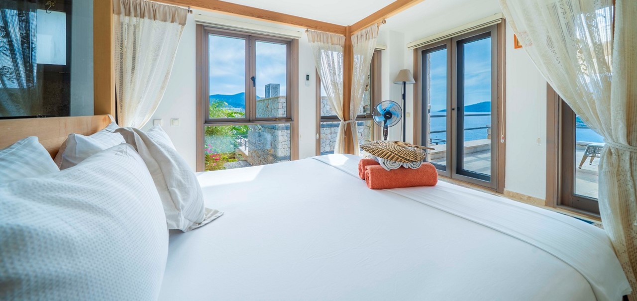 Villa Manor Bedrooms 1