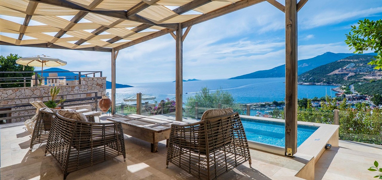 Villa Manor Pool Jacuzzi 3