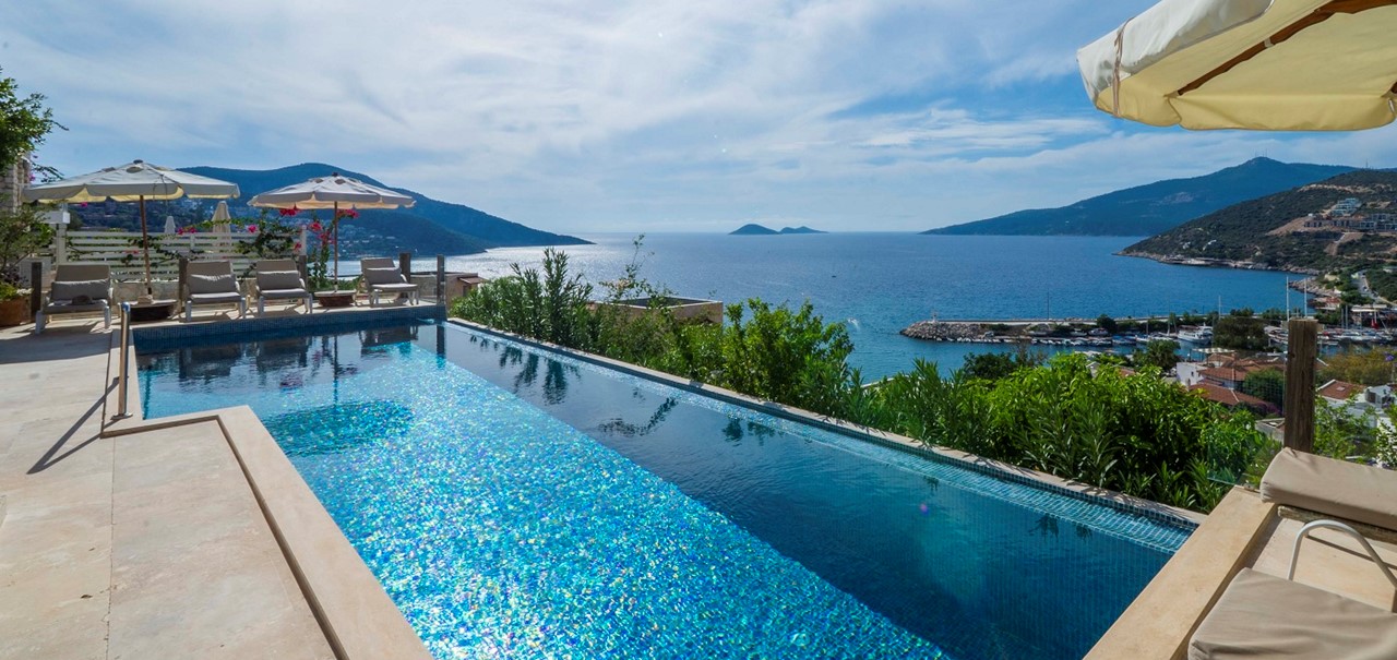 Villa Manor Pool Jacuzzi 6