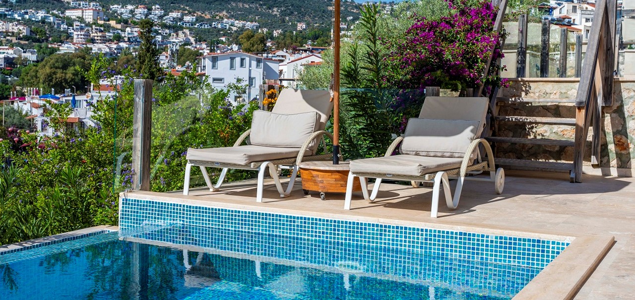 Villa Manor Pool Jacuzzi 17