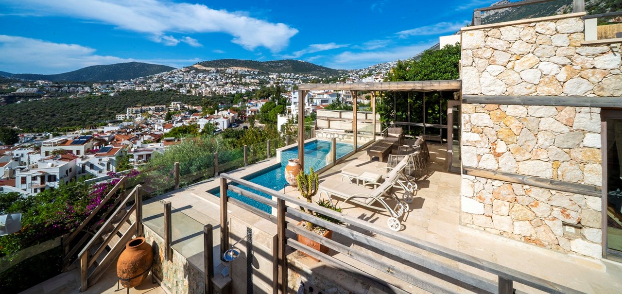 Villa Manor Pool Jacuzzi 19