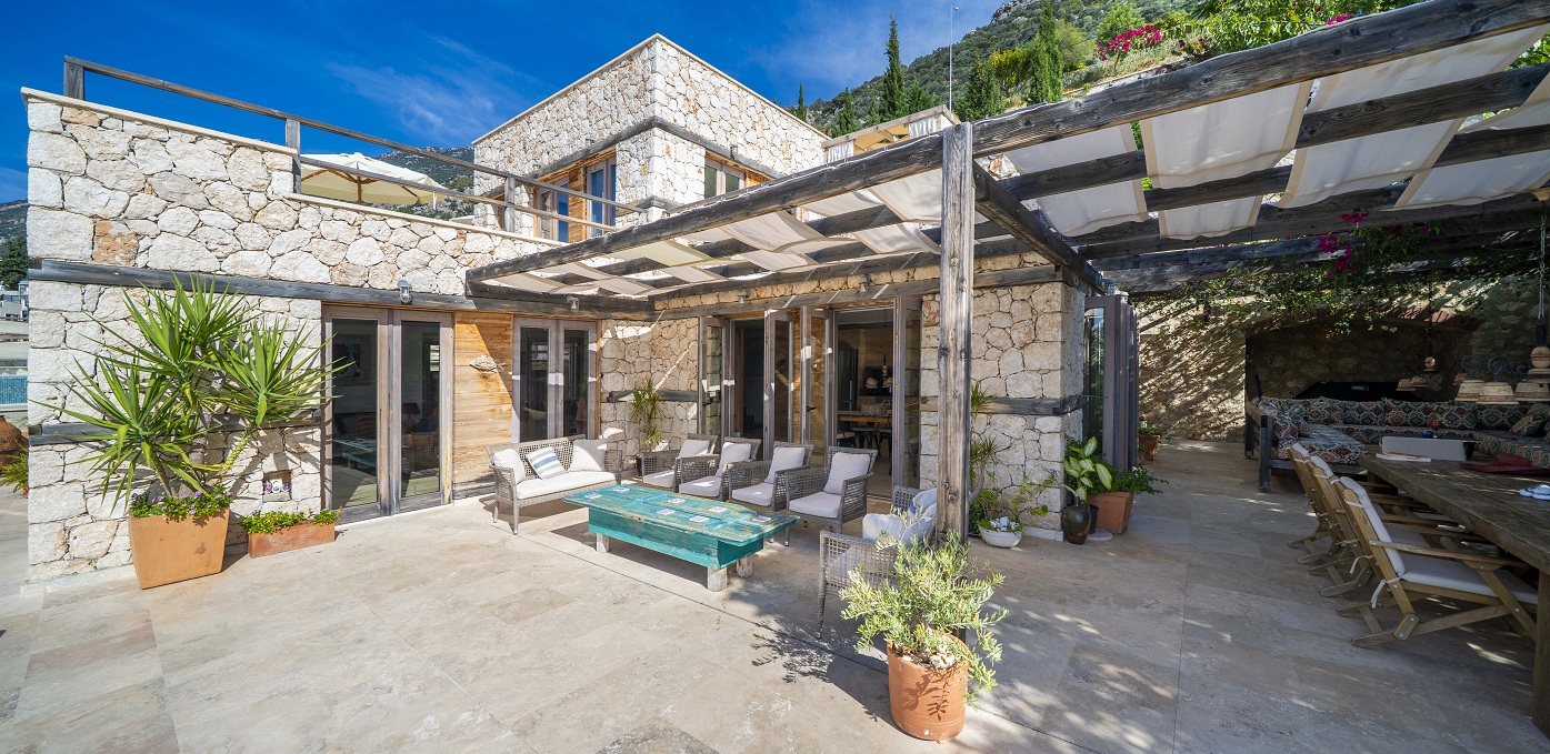 Villa Manor Seating And Dining 3