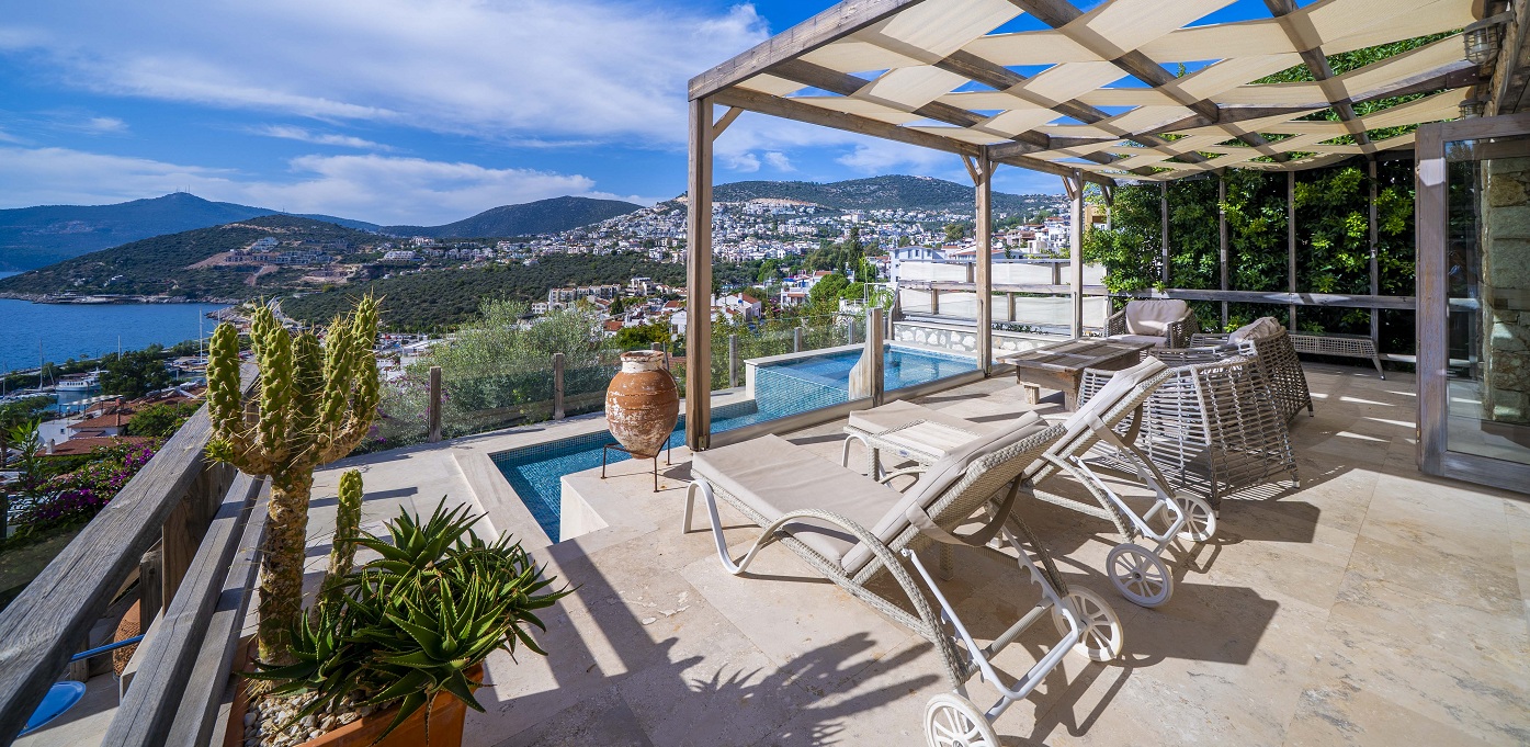 Villa Manor Seating And Dining 21