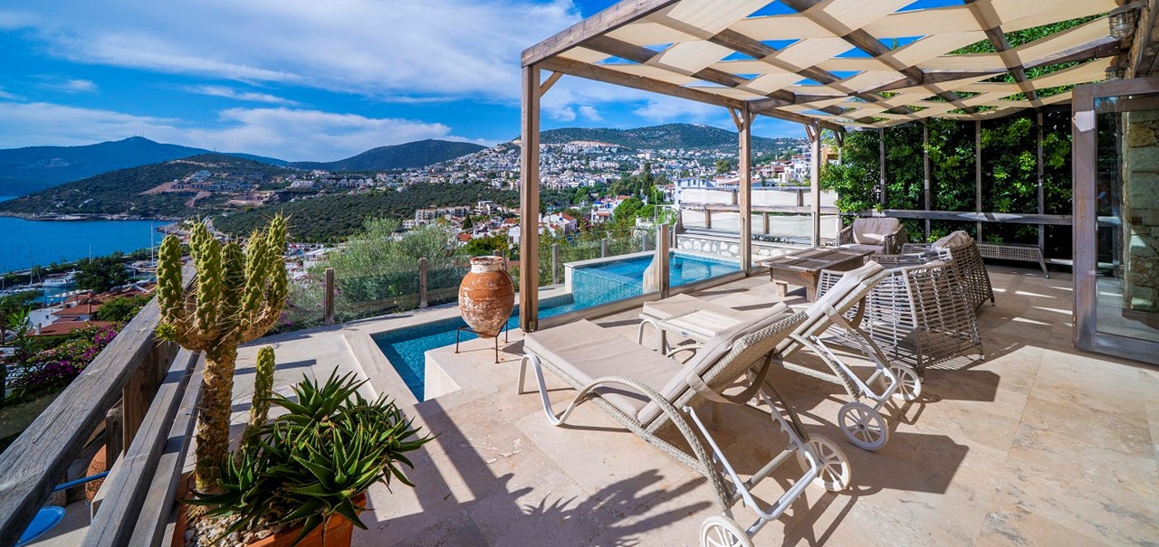 Villa Manor Seating And Dining 21