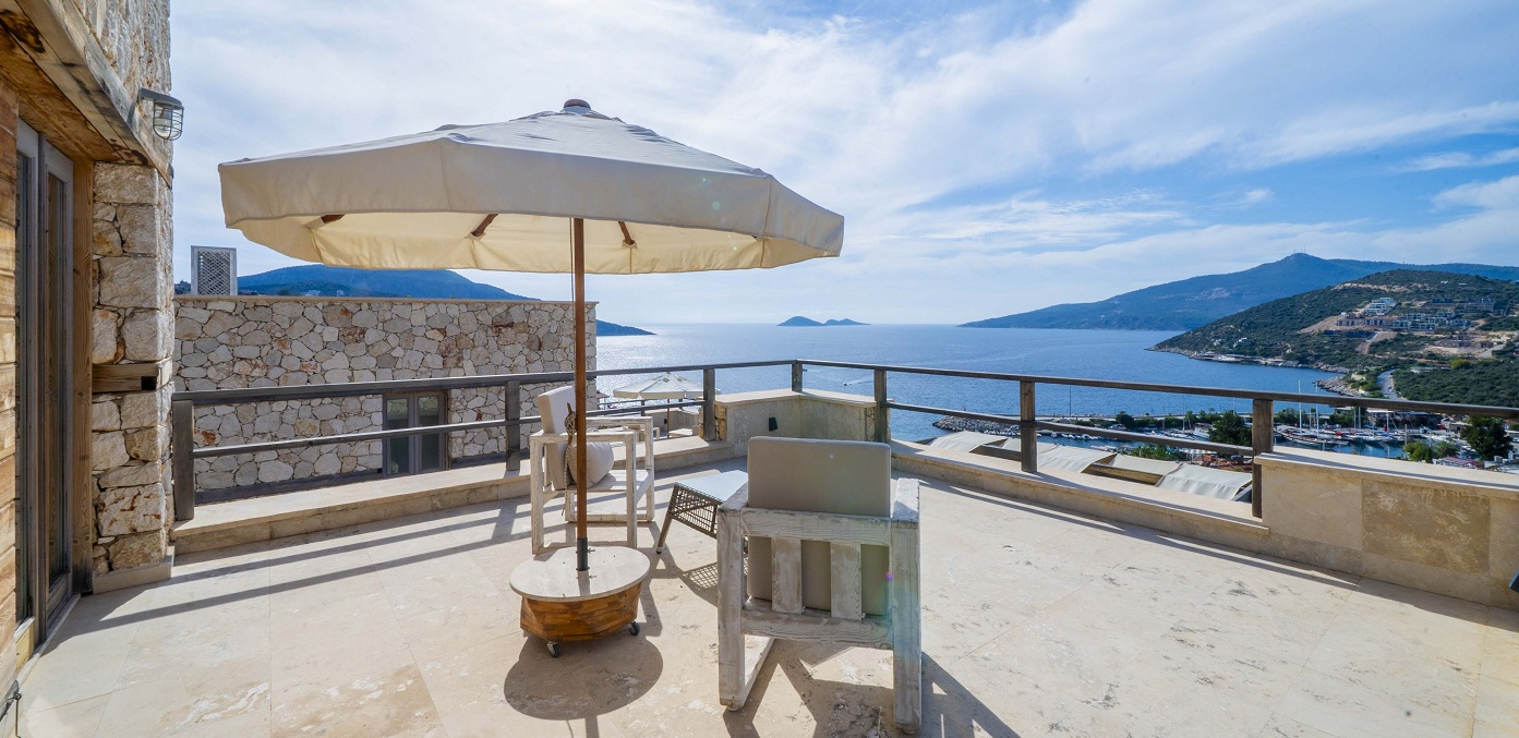 Villa Manor Seating And Dining 23