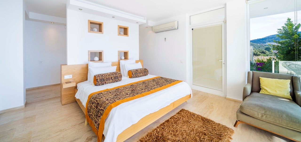 Architects House Double Bedroom 1 10