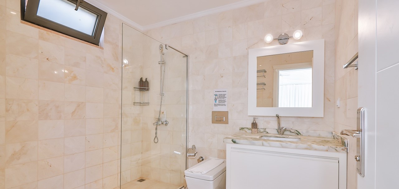 Villa Canim Kalkan Bedrooms And Bathrooms 8