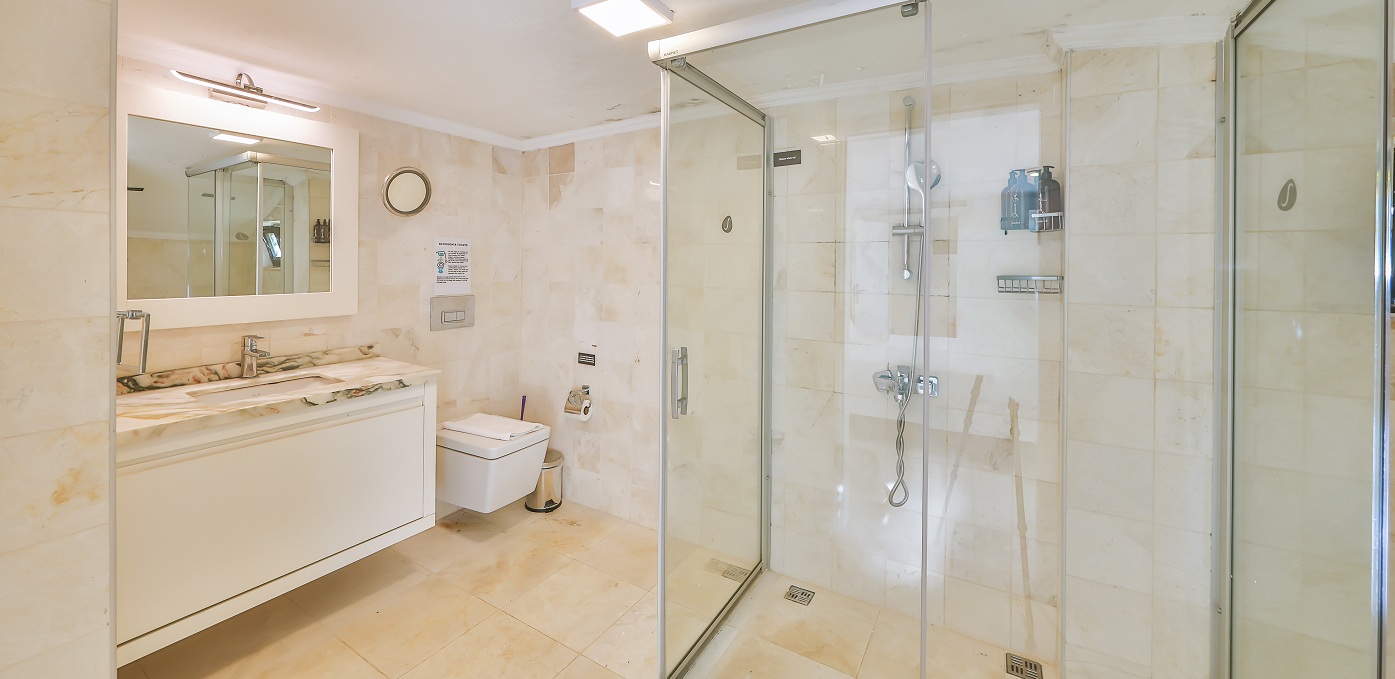Villa Canim Kalkan Bedrooms And Bathrooms 11