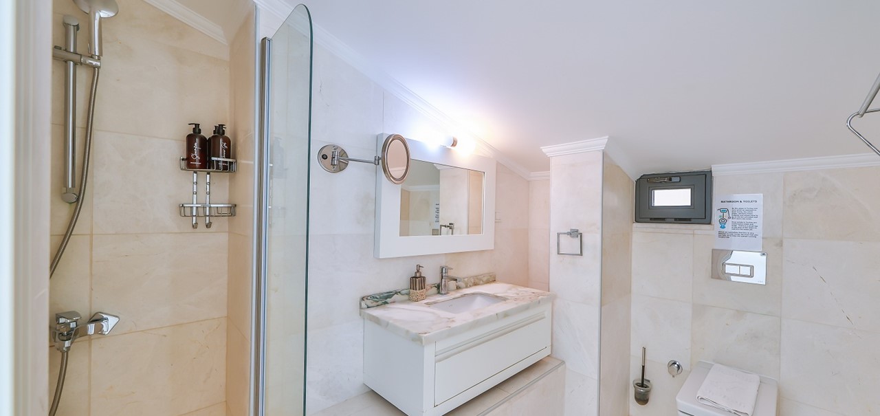 Villa Canim Kalkan Bedrooms And Bathrooms 17