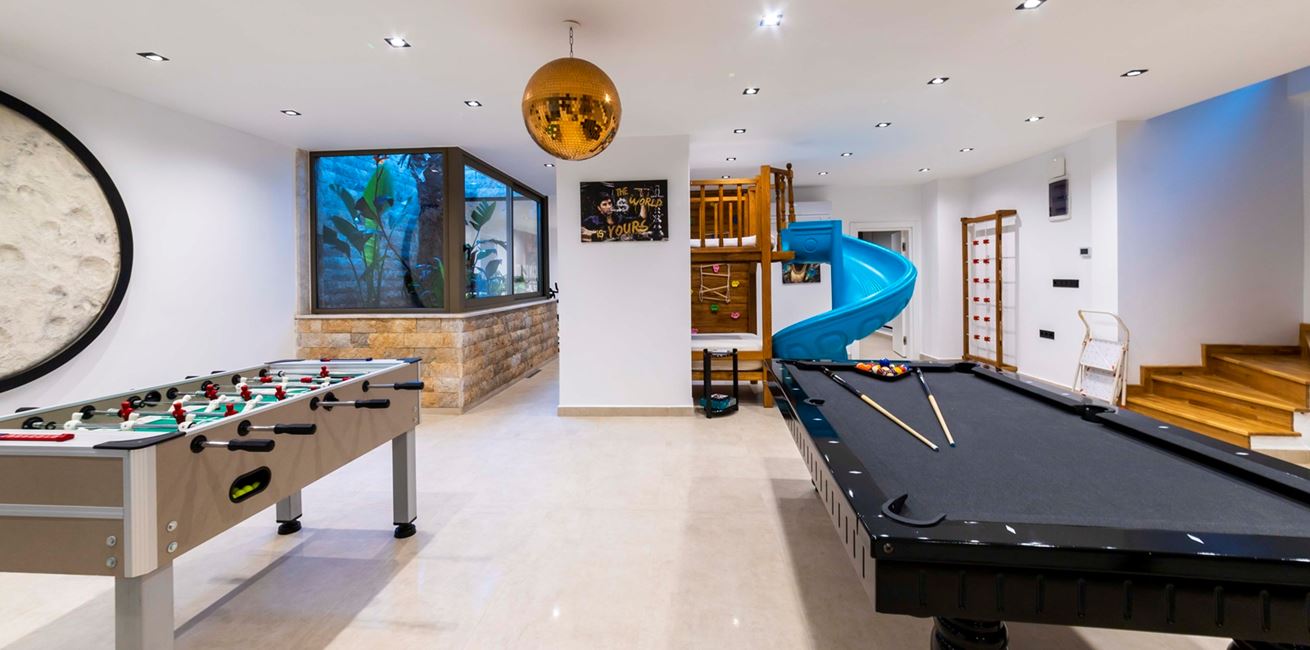 Villas With Games Rooms
