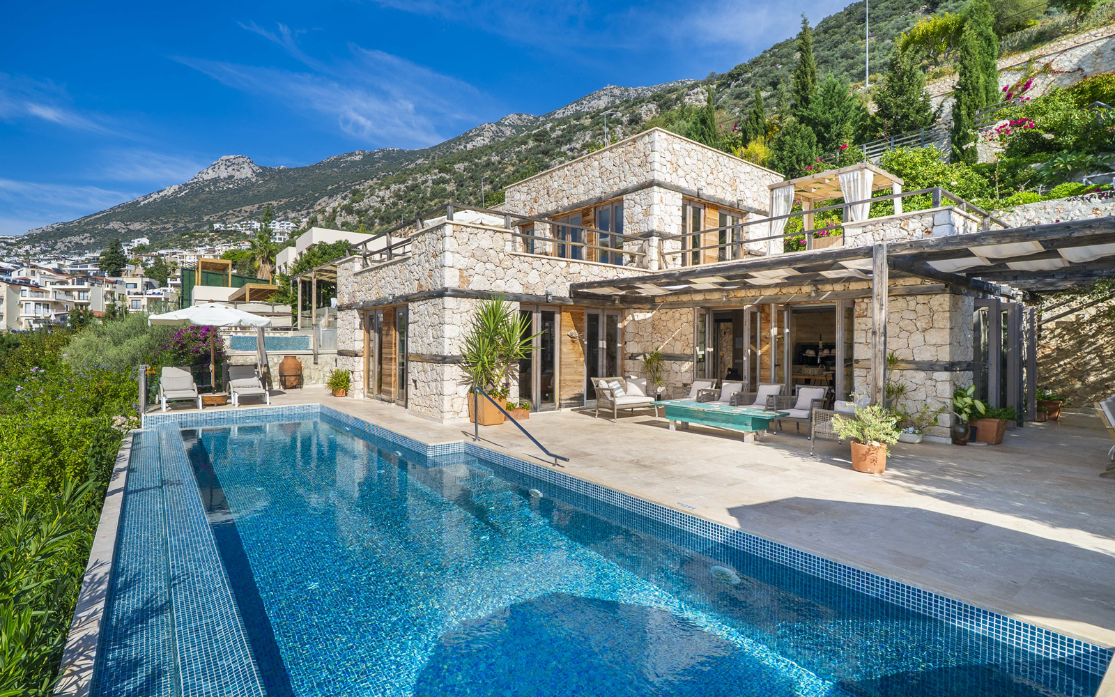 Villas with pool heating available