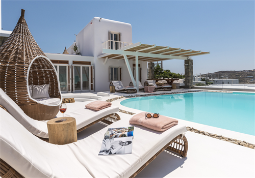 Vukka Abdroniki Mykonos Greece