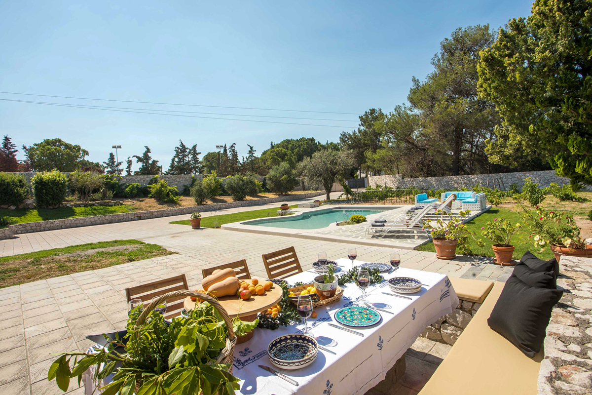 Rhodes villa holiday
