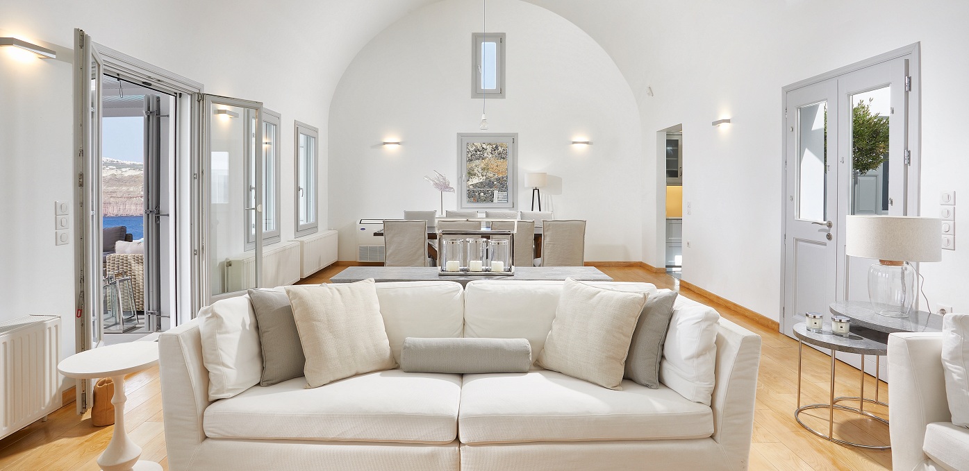 Villa Royal Blue Santorini 2