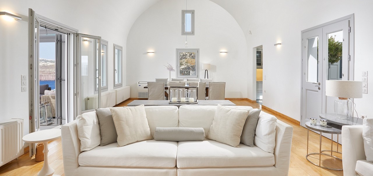 Villa Royal Blue Santorini 2