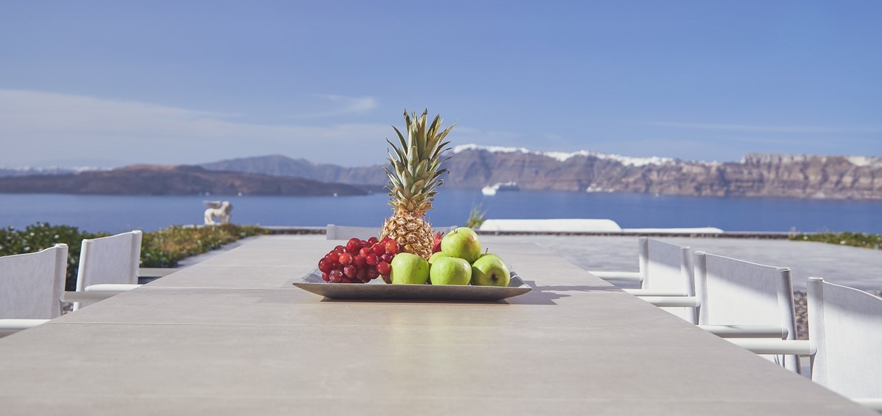 Villa Royal Blue Santorini 9