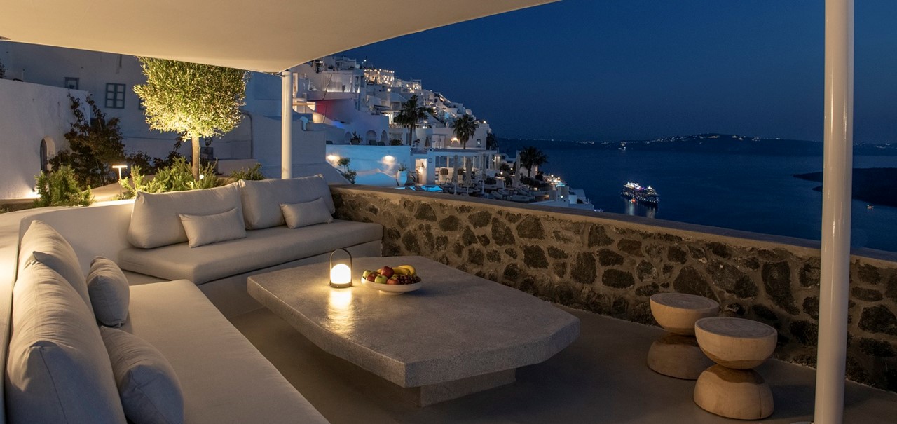 Villa Skyler 3 Bedroom Villa Santorini 23